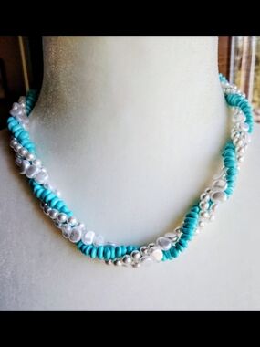 3-strand Twisted Faux Turquoise Beads And Faux White Pearl Necklace